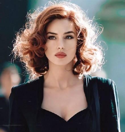 美艳寡妇在线观看,激情燃烧的复仇之旅